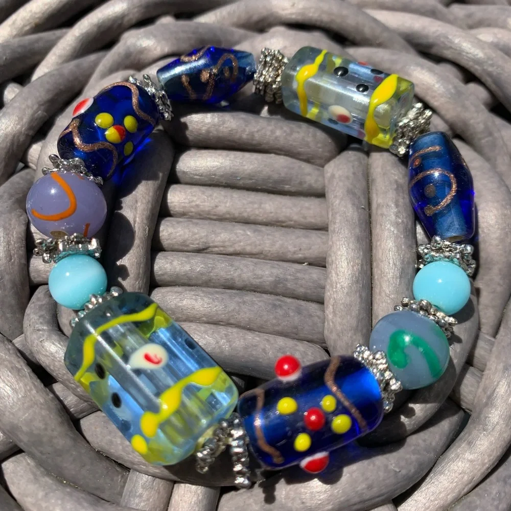 NWOT Painted Glass Bead Bracelet
